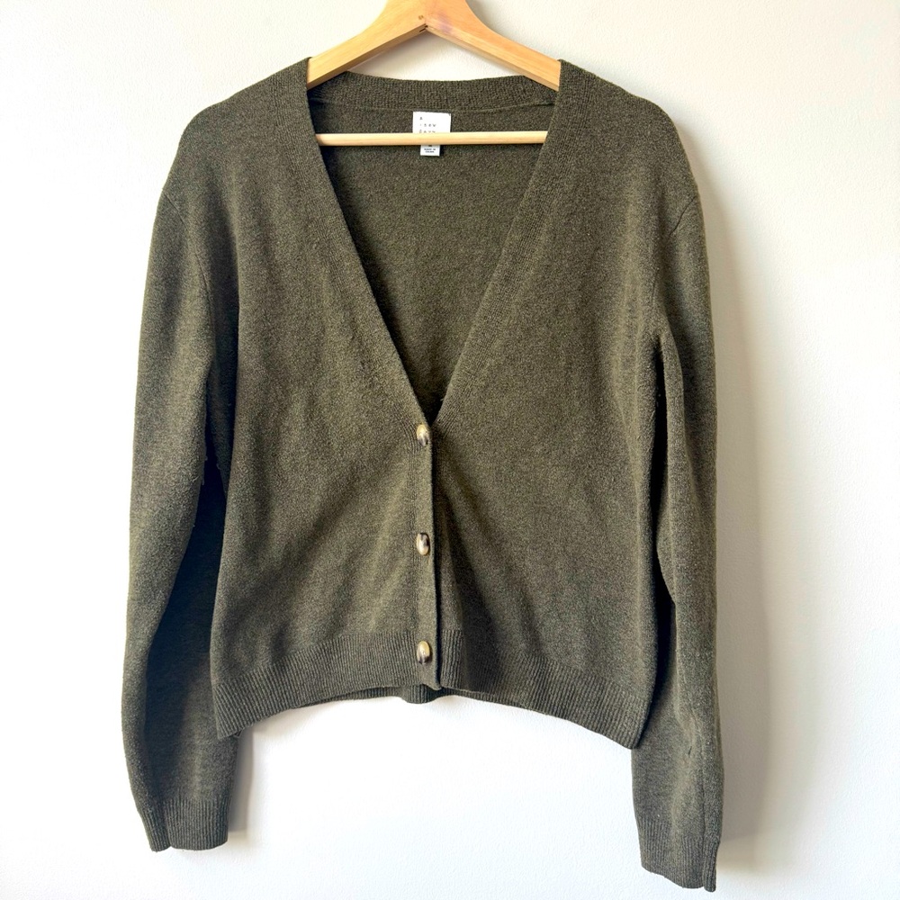 A New Day Cropped Olive Green Women's Sweater‎